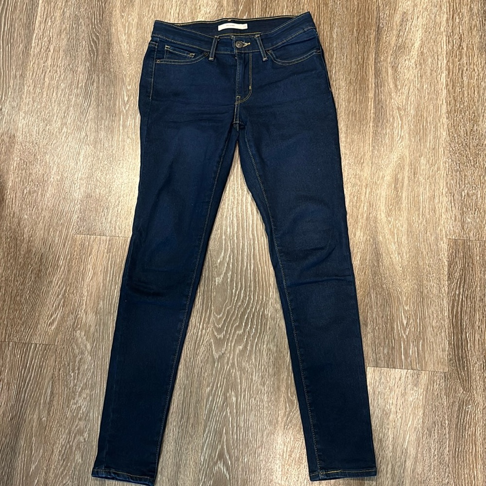 Levi jeans